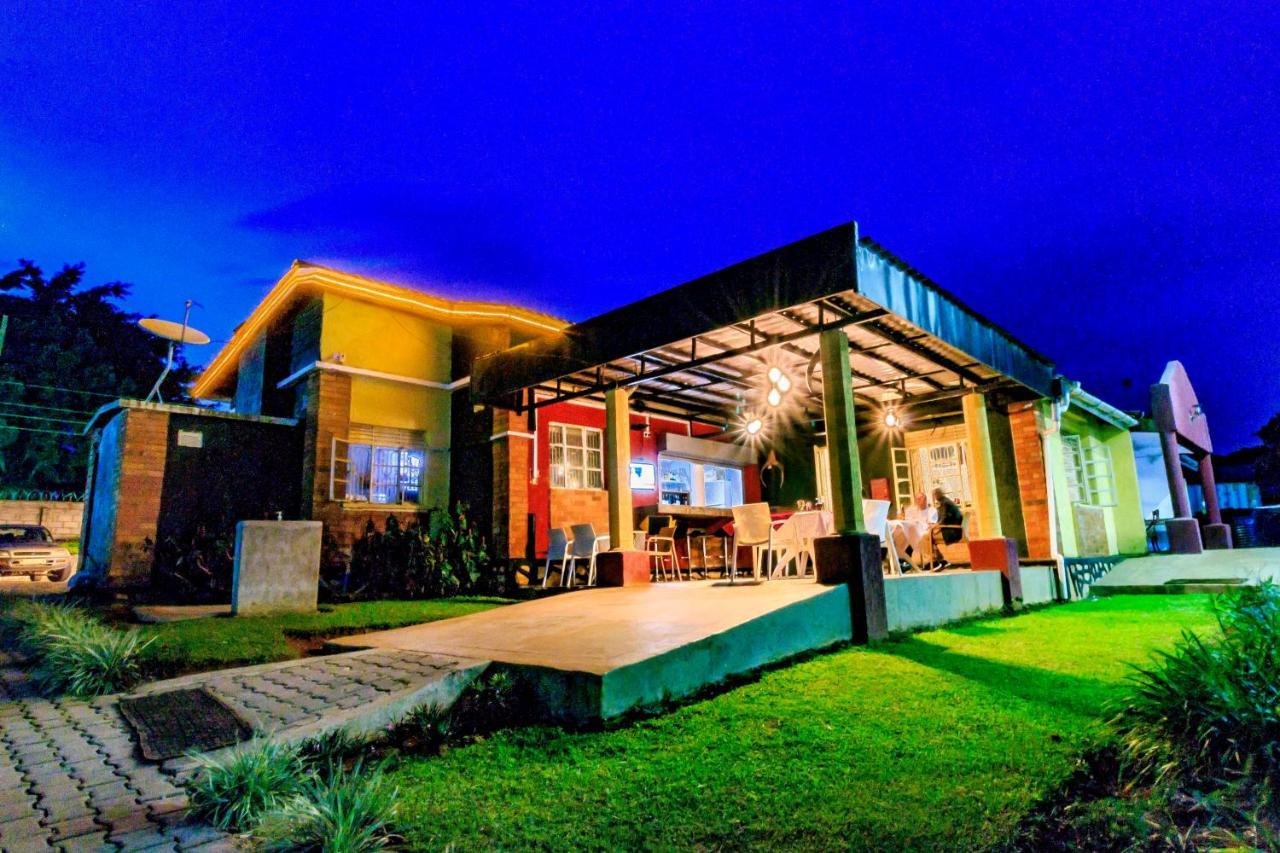 Frontiers Hotel & Conference Entebbe Exterior photo